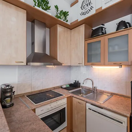 Apartamento Fuer 5 Personen Ca, 48 M Sup2 In Split, Dalmatien Gespanschaft Dalmatien Split